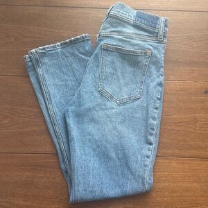 Abercrombie & Fitch - Ankle Straight Ultra High Rise